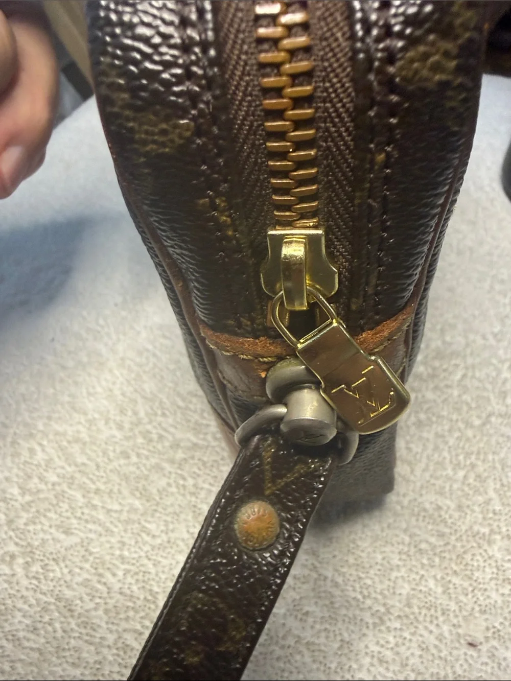 Louis Vuitton Marly Dragonne GM Clutch Brown Monogram - Picture 6 of 13